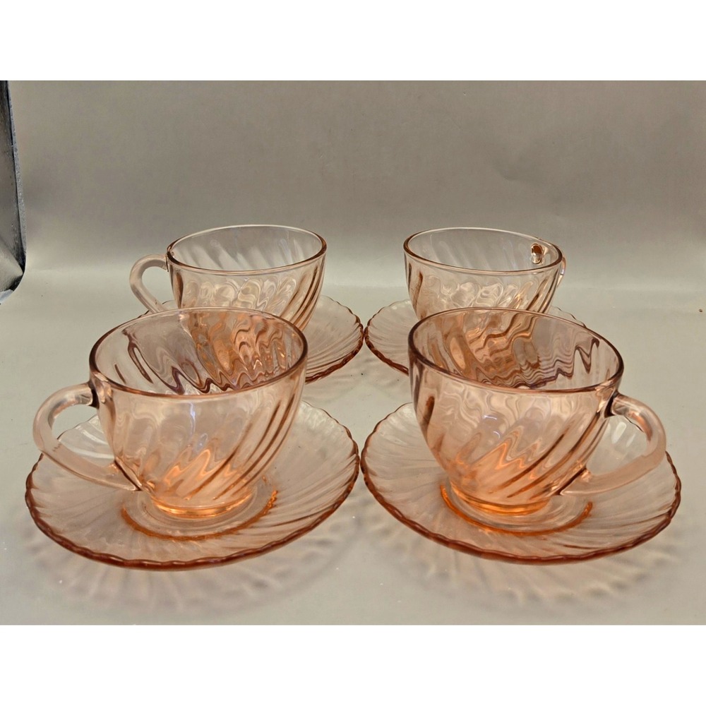 Arcoroc France Pink Swirl Glass Tea Cup & Saucer 4 pc. Set Vintage 60's (BX)